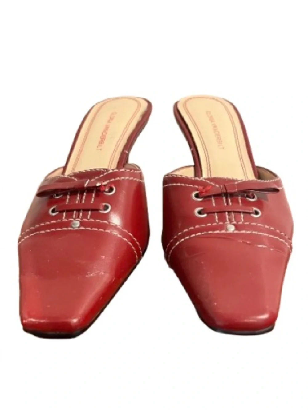 Vintage Gloria Vanderbilt Red Slip On Kitten Heels. Size: 6